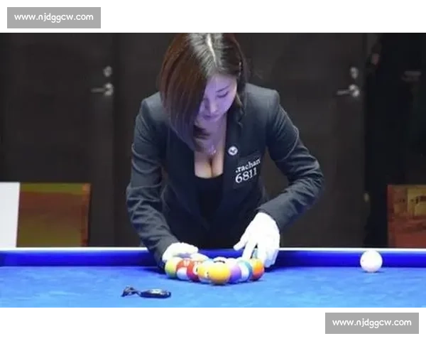 潘晓婷对决希金斯台球跨界较量引发中英球迷热议看点十足赛事焦点